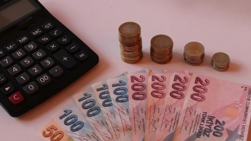 Emekli ve memur maaşlarında yeni zam tablosu haberinin görseli