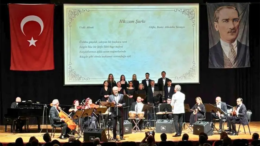 EÜ DTMK Klasik Türk Müziği Korosu 30. yılını konserle kutladı haberinin görseli