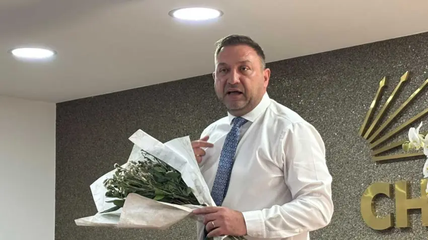 CHP İzmir İl Başkanı Gümrükçü: Hiç kimseyi görevden almaya gelmedim haberinin görseli