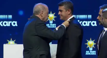 Haymana Belediye Başkanı, AK Parti'ye katıldı