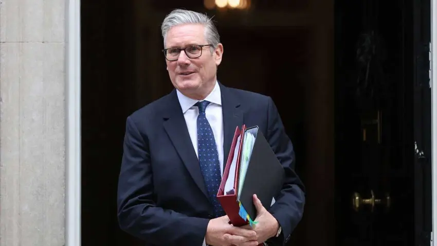 İngiltere’de deprem: Başbakan Keir Starmer istifa etti! haberinin görseli