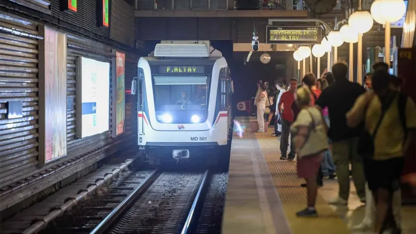 İzmir Metrosu’nda kablo hırsızlığı: Seferler aksadı  haberinin görseli