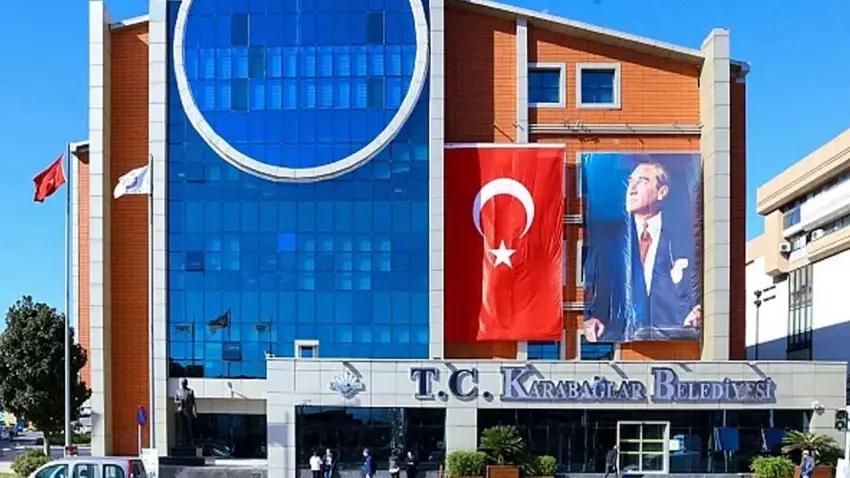 Karabağlar’da çini sanatının izleri sergiyle buluşuyor haberinin görseli