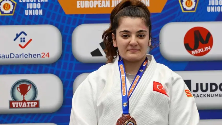 Milli Judocu Sema Mete, Berlin’de bronz madalya kazandı haberinin görseli