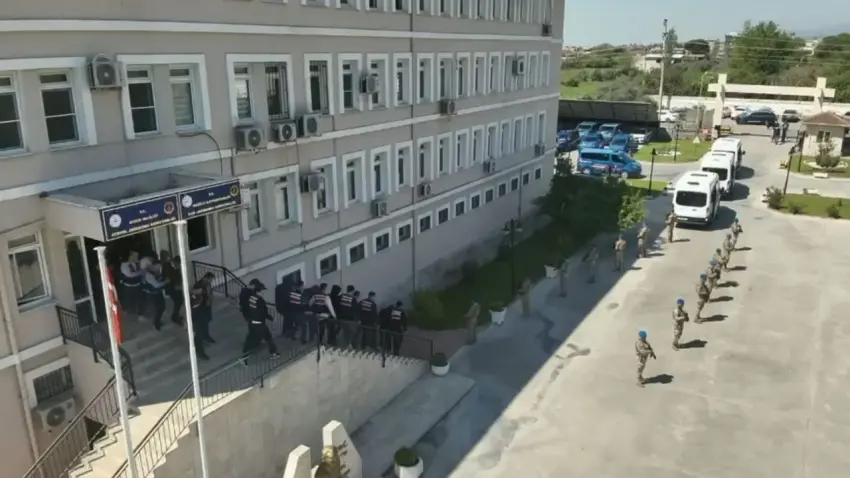 5 ilde dev uyuşturucu operasyonu: 341 gözaltı haberinin görseli