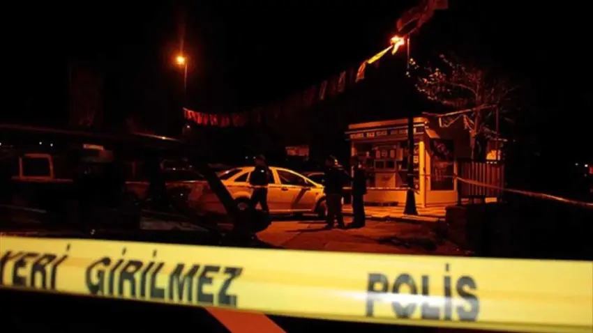 Eğirdir'de sır ölüm! Park halindeki araçta iki genç ölü bulundu haberinin görseli