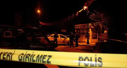 Eğirdir'de sır ölüm! Park halindeki araçta iki genç ölü bulundu
