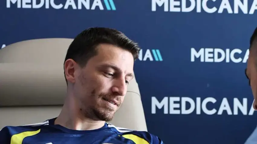Fenerbahçe’de Mert Hakan’ın geleceği belli oldu haberinin görseli