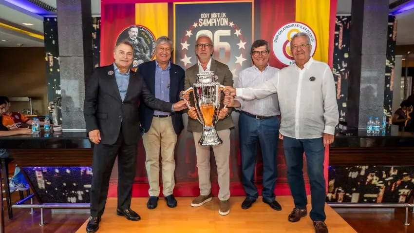 Galatasaray’ın şampiyonluk coşkusu İzmir’e taşındı haberinin görseli