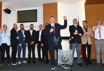 Karşıyaka yönetimi imza yetkisi için süreci takip ediyor