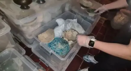 Beykoz'da dev tarihi eser operasyonu: 10 binden fazla kültür varlığı ele geçirildi