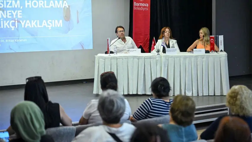 Bornova’da horlama ve uyku apnesi paneli yoğun ilgi gördü haberinin görseli