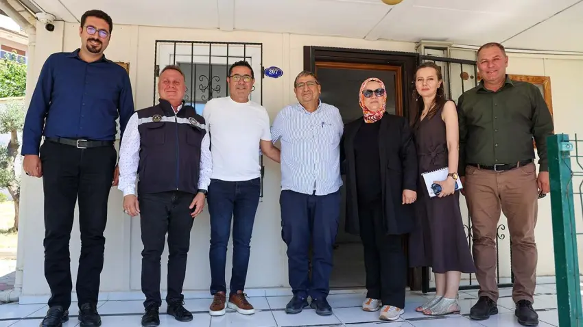 Buca Belediye Başkan Vekili Hüseyin Benzer sahaya indi