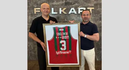 Karşıyaka'da Egemen takımda kaldı
