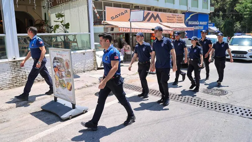 Buca’nın yeni zabıta memurları göreve başladı haberinin görseli
