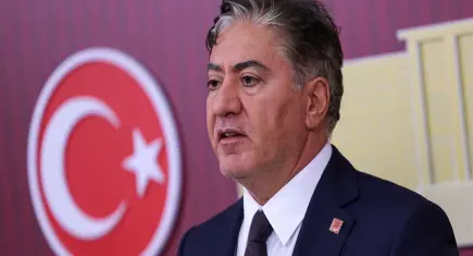 CHP’li Murat Emir’den İzmir’deki gözaltılara sert tepki