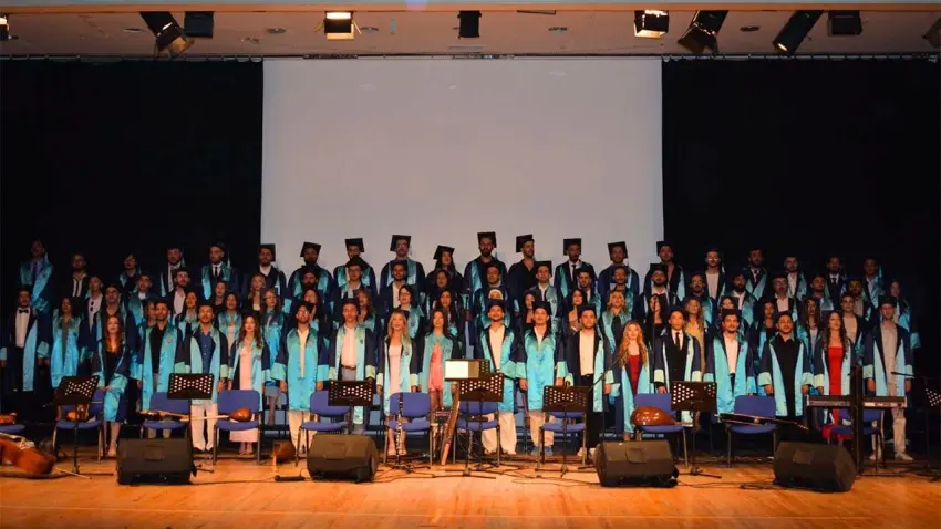 EÜ Devlet Türk Musikisi Konservatuvarı genç sanatçılarını uğurladı haberinin görseli