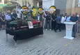 İzmir’in acı kaybı: Dr. Hakan Bayrakcı son yolculuğuna uğurlandı