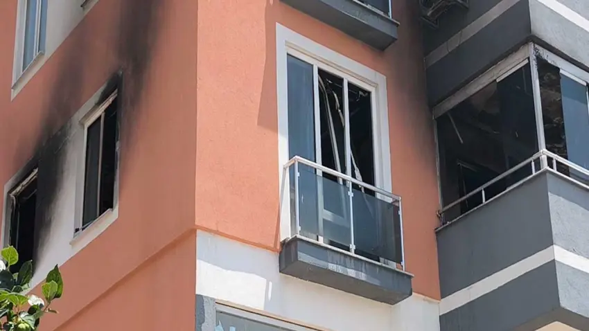  Kahramanmaraş'ta apartman yangını: Aynı aileden 3 kişi hayatını kaybetti