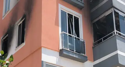  Kahramanmaraş'ta apartman yangını: Aynı aileden 3 kişi hayatını kaybetti