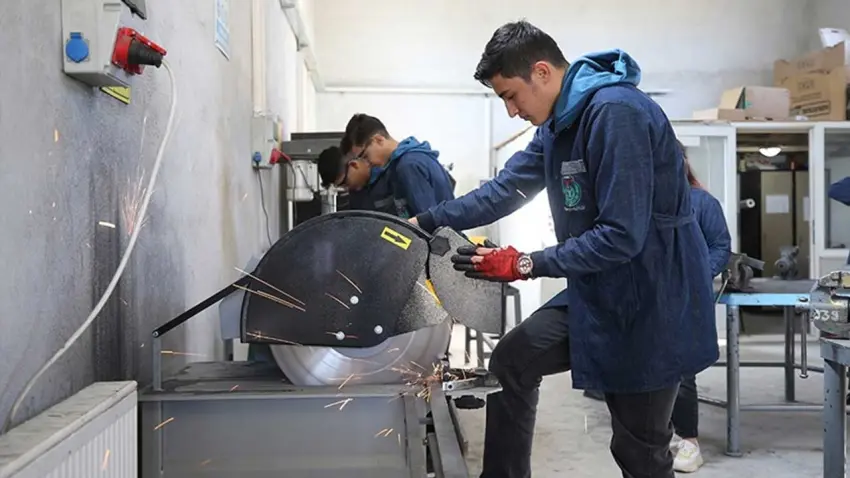 MESEM alarmı: Çocuk işçiliği kentlerin ortasına taşındı