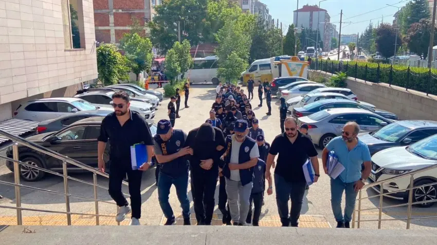 Yasa dışı bahis operasyonu: 14 şüpheli adliyede haberinin görseli