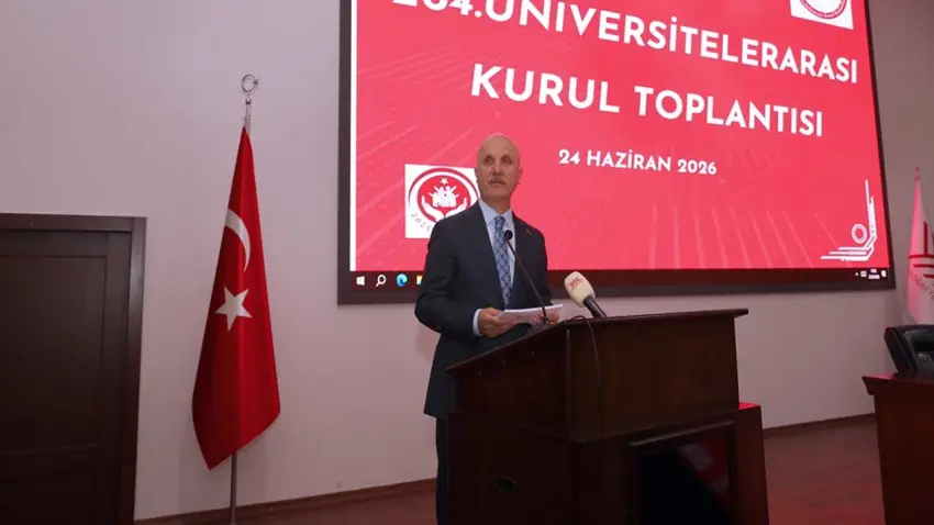 YÖK Başkanı Özvar açıkladı: Yapay zeka ve dijital programlara yeni kontenjan haberinin görseli