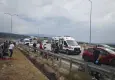 Aydın'da lastiği patlayan otomobil yolcu otobüsüne çarptı