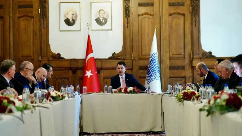 Bakan Kurum Açıkladı: TBB, COP31 Başkanlığı'nın finansal iş ortağı oldu haberinin görseli