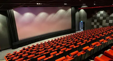 Bu hafta sinema salonları sürprizlerle dolu! Vizyonda hangi filmler var? Bu hafta vizyona giren filmler