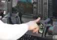 Havada can pazarı: Kriz geçiren pilotu emniyet kemerleriyle bağladılar!