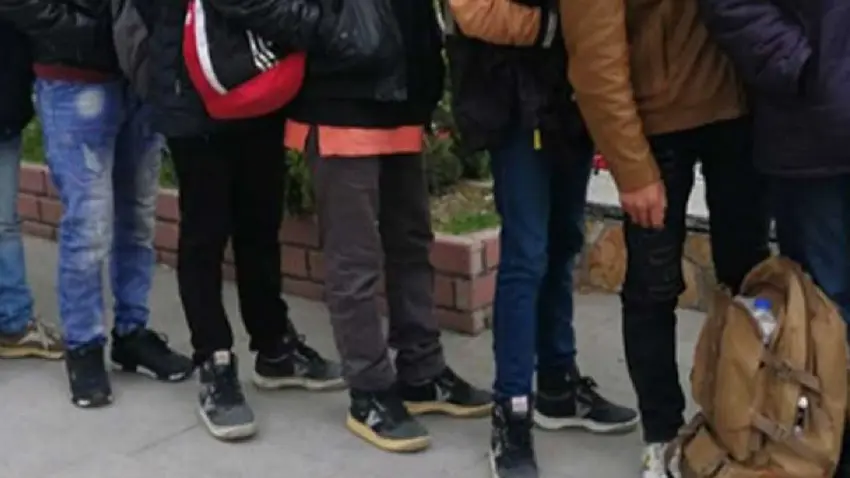 İzmir açıklarında 59 düzensiz göçmen yakalandı haberinin görseli