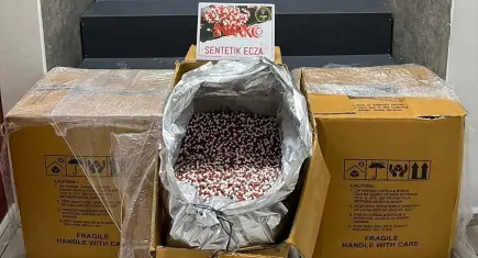İzmir Buca’da yasaklı madde operasyonu