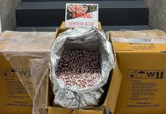 İzmir Buca’da yasaklı madde operasyonu
