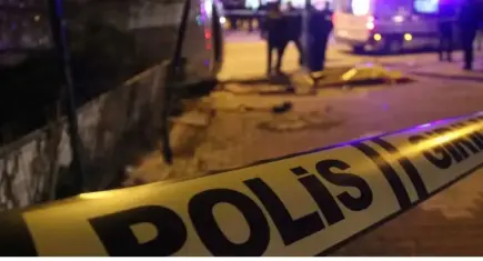 Konak'ta akrabalar arasında alacak verecek kavgası: 1 ağır yaralı