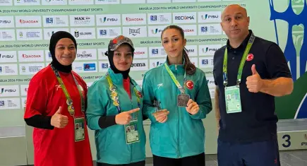 Liyne Nisa Akgül'den çifte dünya ikinciliği