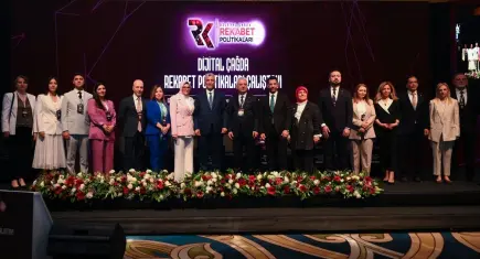 Türkiye'nin yapay zeka haritası netleşti: Bakan Bolat milyar dolarlık hedefi açıkladı!