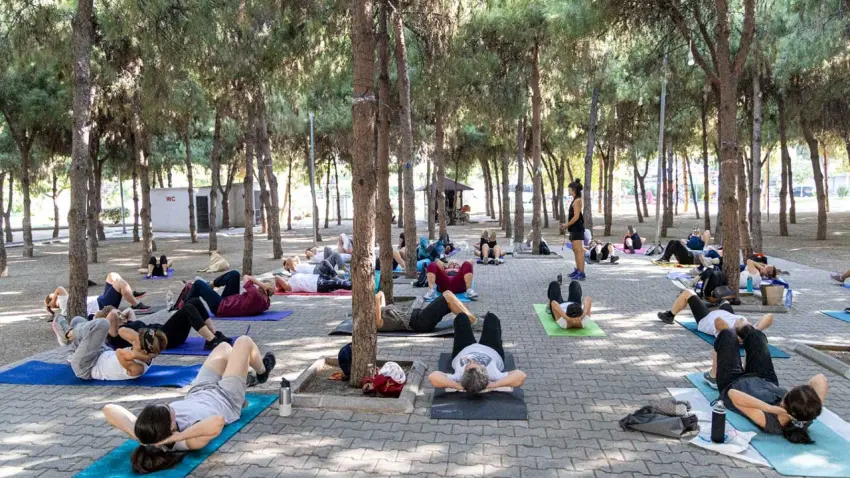Açık havada sabah sporu keyfi başlıyor haberinin görseli