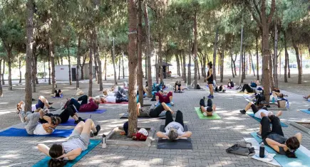 Açık havada sabah sporu keyfi başlıyor