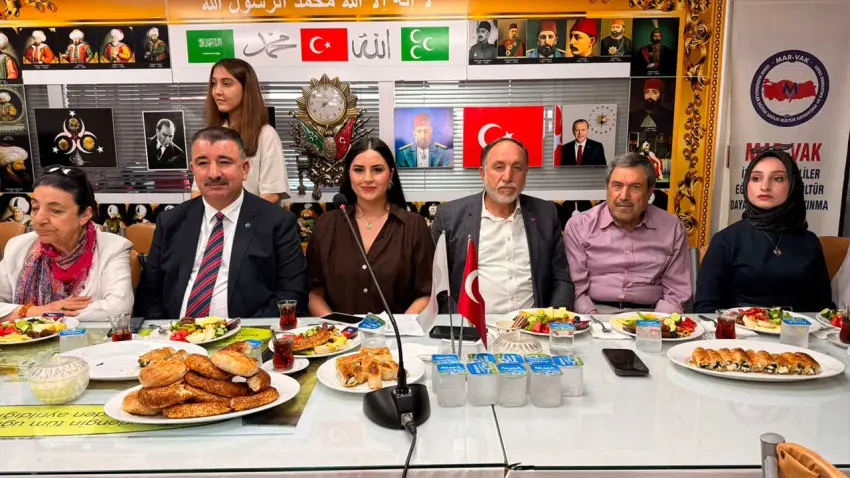 MAR-VAK Kadın Kolları'ndan anlamlı mesaj: Güçlü kadın, güçlü toplum  haberinin görseli
