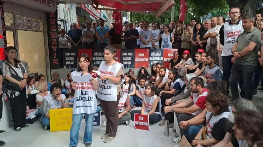 Özel sektör öğretmenleri 13 günlük açlık grevini sonlandırdı haberinin görseli