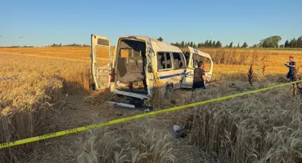 Silivri’de kaza: Servis minibüsü devrildi! 2 ölü, 10 yaralı