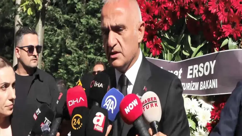 Bakan Ersoy: Kadir İnanır çok eşsiz bir değerdi çok önemli bir ustaydı