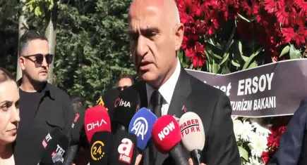 Bakan Ersoy: Kadir İnanır çok eşsiz bir değerdi çok önemli bir ustaydı