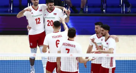 Filenin Efeleri'nden muhteşem geri dönüş: Arjantin'i 2-0'dan gelip 3-2 yendiler