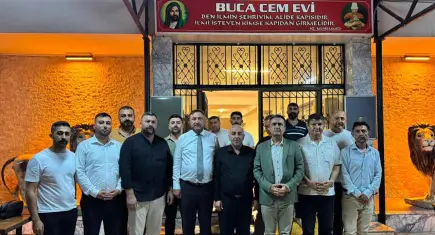 Gümrükçü, Muharrem ayında Buca Cemevi'ni ziyaret etti