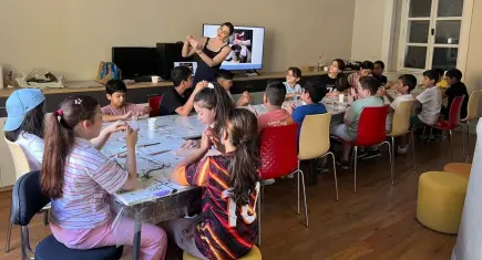 İzmir'in minik koruyucuları sahada: 1250 çocuk İzmir'i yaşayarak keşfedecek