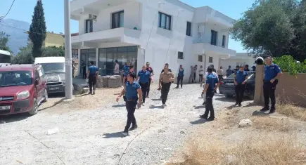"Senin Çocuğun Yaktı" dediler, pompalı, taşlı, sopalı kavgaya tutuştular!