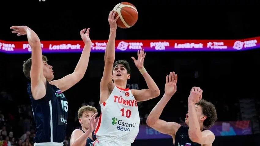 U17 Erkek Basketbol Milli Takımı Slovenya engeline şans tanımadı haberinin görseli