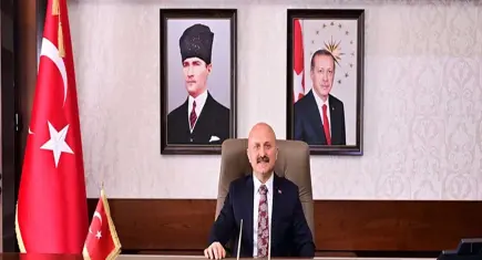 Vali Varol'dan Kuşadası'na LGBT'li yolcuları getirecek kruvaziyerle ilgili açıklama